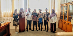 Studi Literasi dan Kerjasama UPT Perpustakaan Universitas Bung Hatta dengan UPT  Perpustakaan Universitas Negeri Padang.